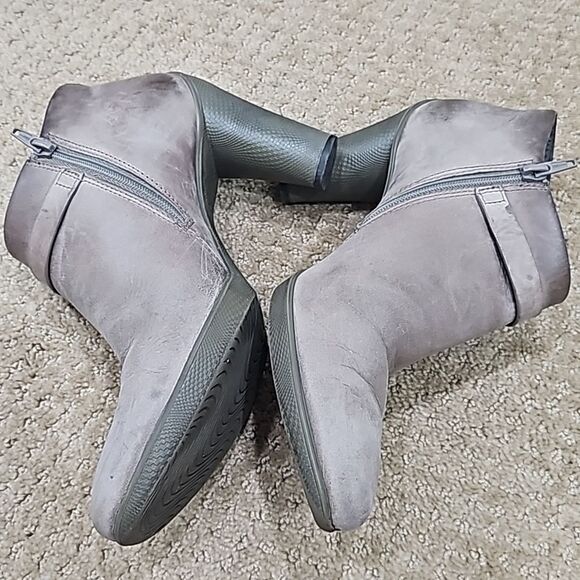 Ecco Grey Leather Ankle Boots Sz 9US or 39 - Picture 4 of 9